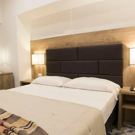 Morelli 2* Naples