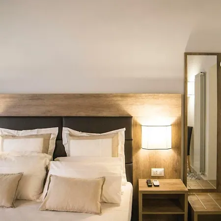 Morelli 4* Неаполь