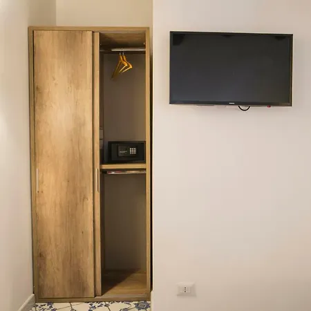 Morelli 4* Nápoles